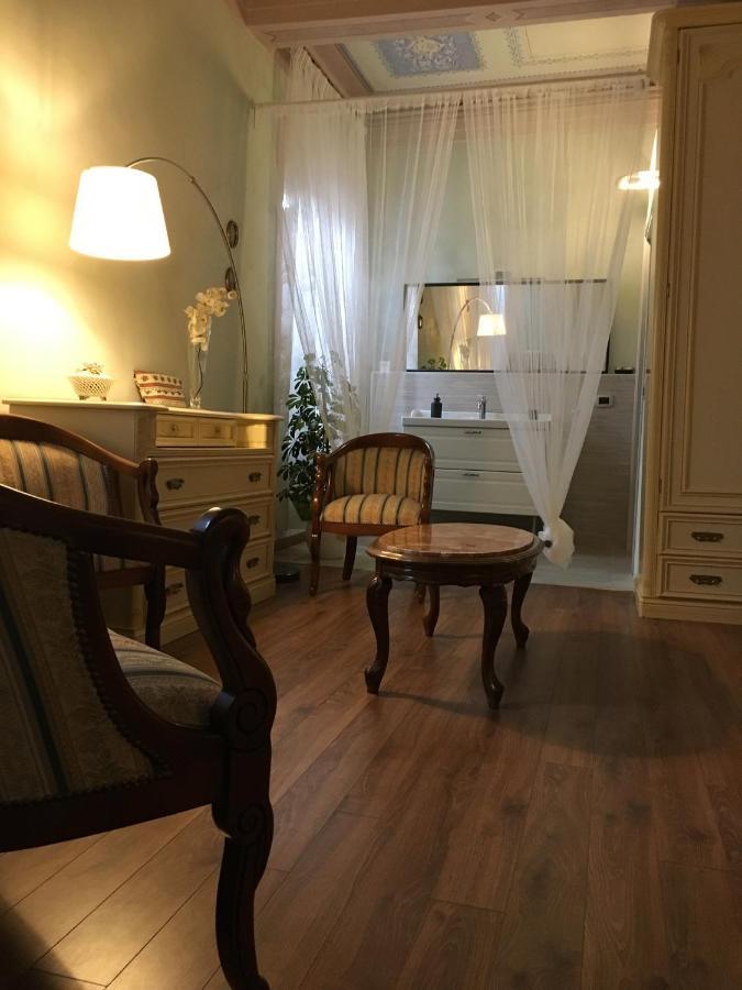 Portale Dei Soli - Room & Breakfast Rolo Zewnętrze zdjęcie